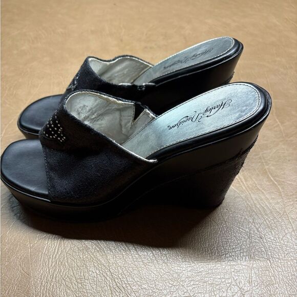 Harley Davidson Sandals - Picture 2 of 6